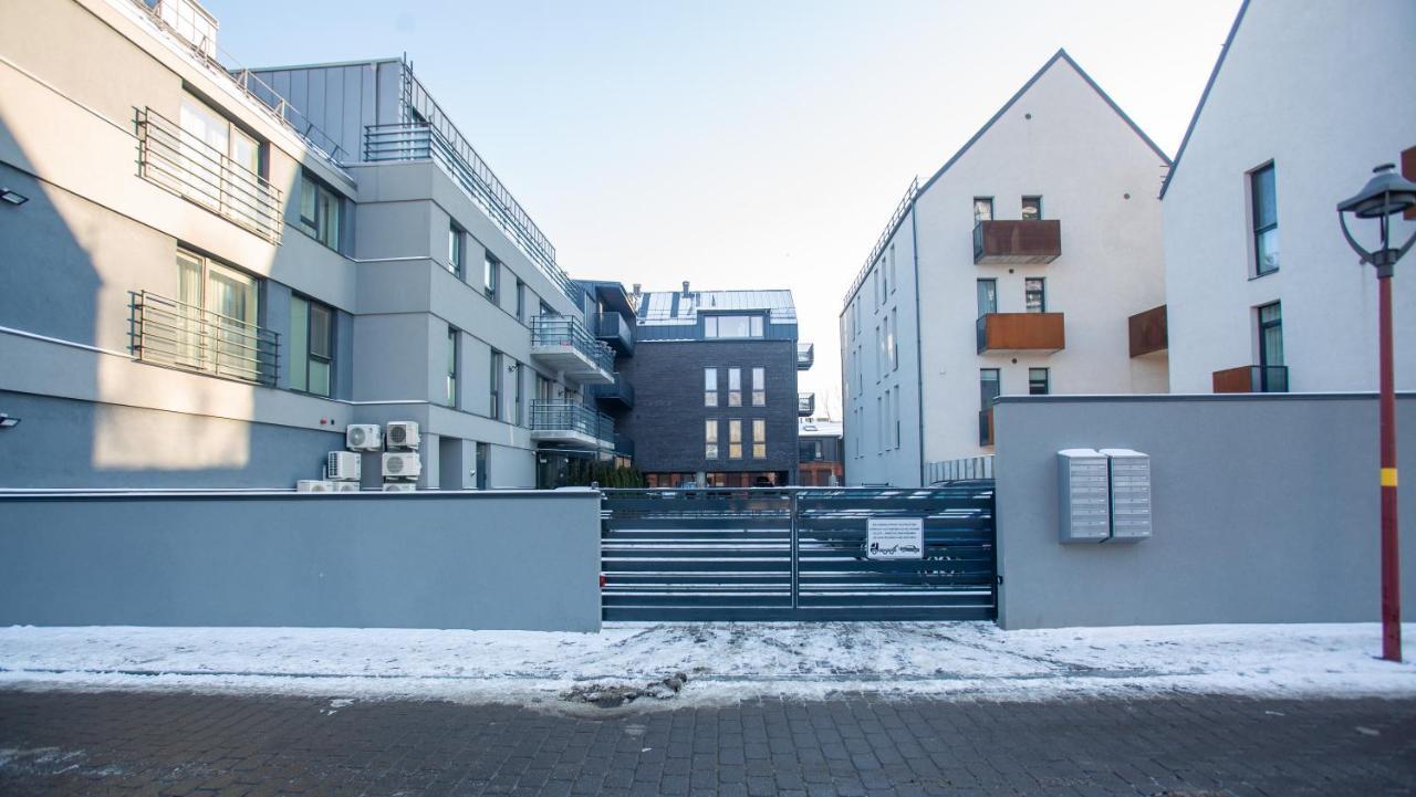 Luxurious Blue&Yellow Apartment In Kaunas Center Exterior foto